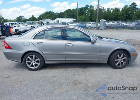 2007 Mercedes-Benz C 280 Luxury 4Matic из США, поврежденный, VIN WDBRF92H47F891395